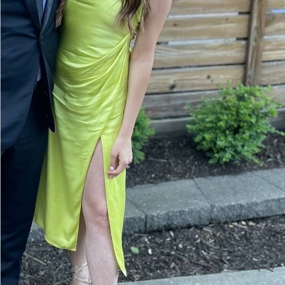 Maelle Midi Dress - Picture 4 of 4